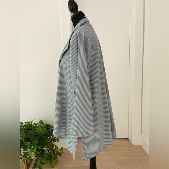 ASYMMETRIC High Low Lightweight Single Button Stripe Jacket Artsy Coastal Office - Picture 7 of 15